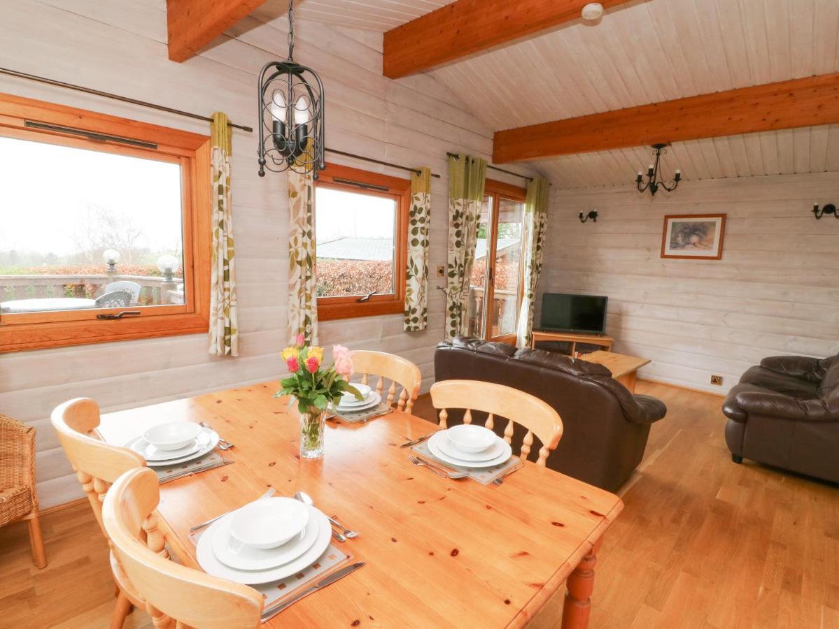 Barn Owl Lodge Рейъдър Екстериор снимка